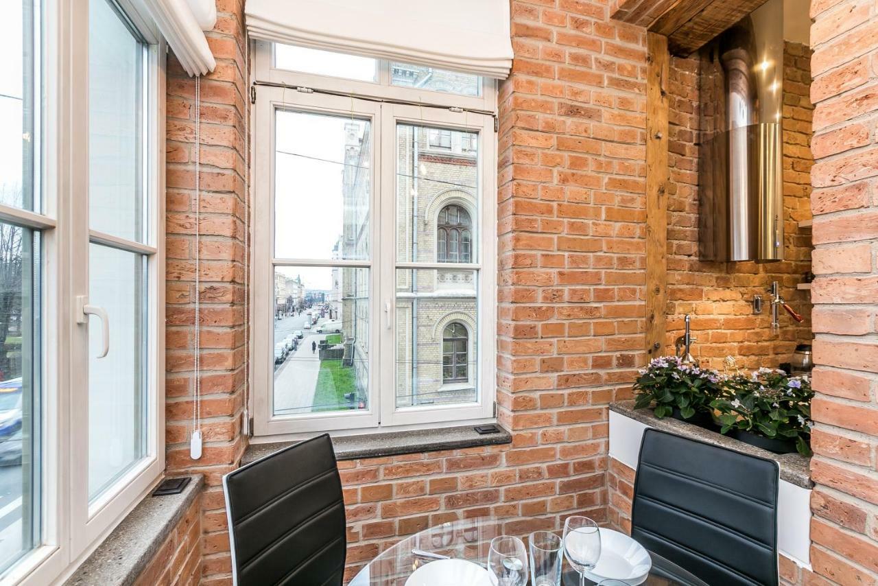 Merkela Design Apartment With Park View Riga Exterior photo